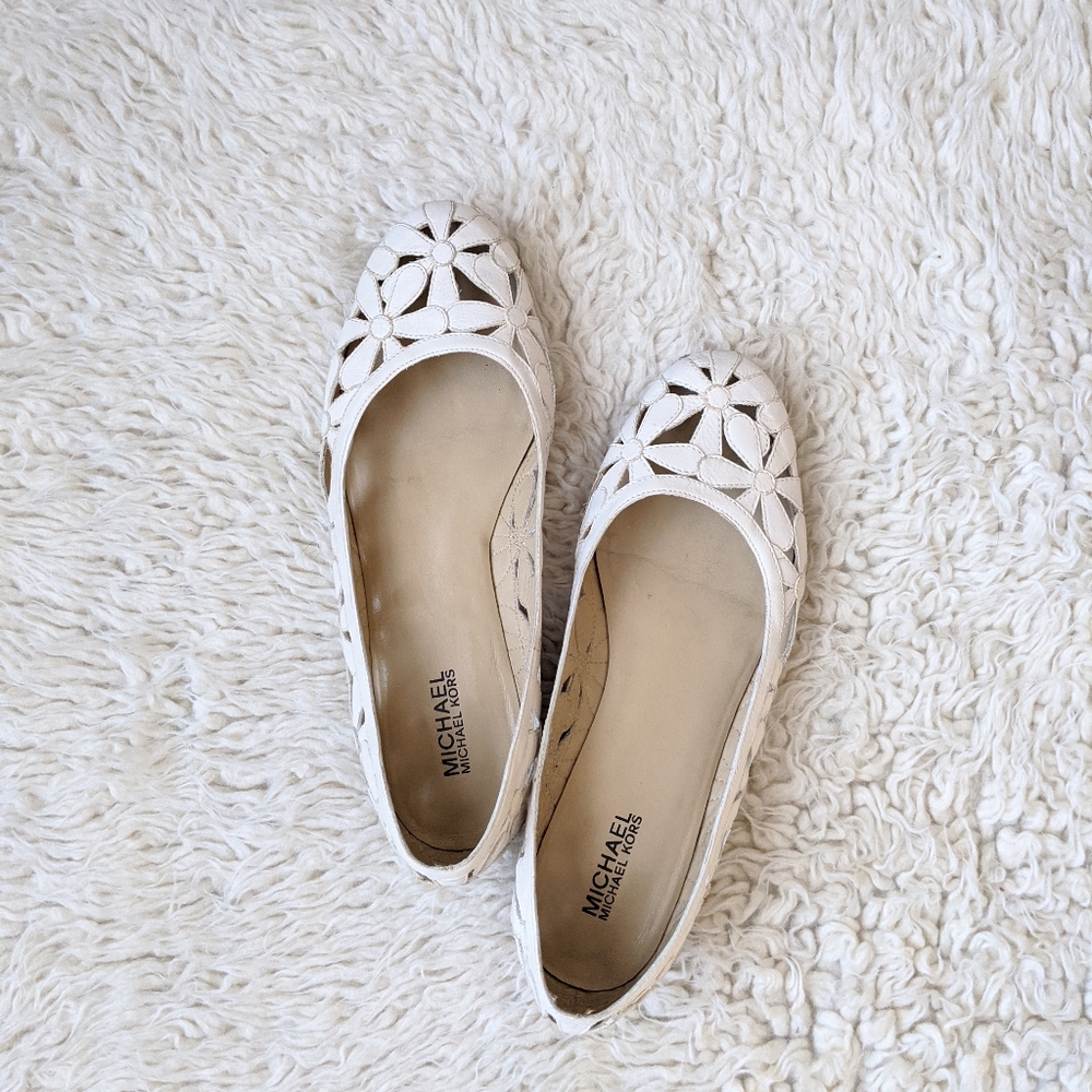 MICHAEL KORS • Vero Cuoio Italian Leather Flats